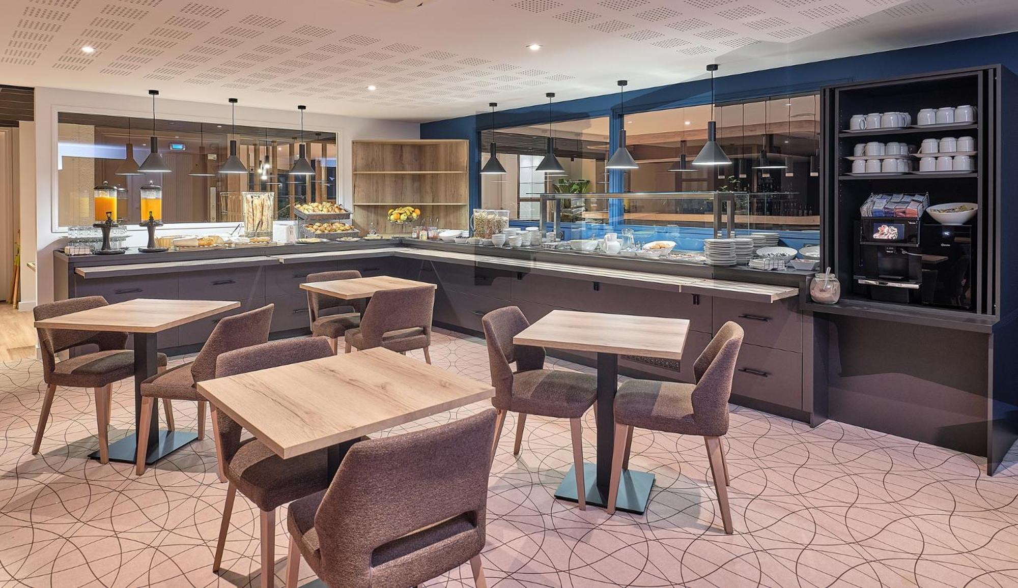 Logis Hotel Restaurant Aloe Les Herbiers Exterior foto